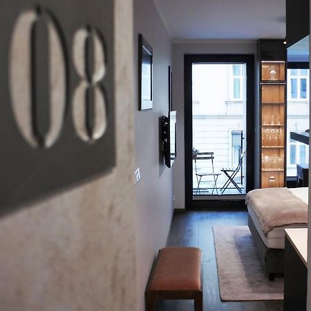Boutique 108 - Old City, Luxury Apt. With A Garage Cracovia Esterno foto